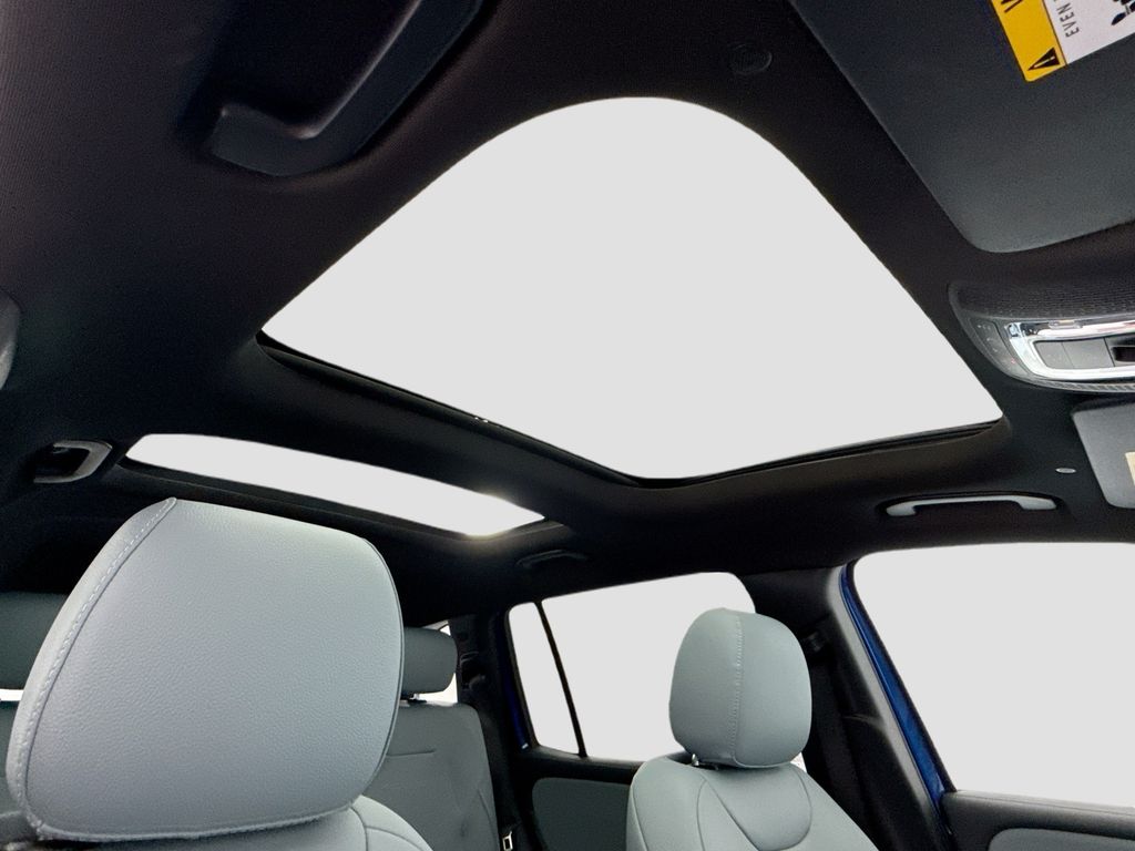 Thumbnail: 2026 Mercedes-Benz GLB - 17