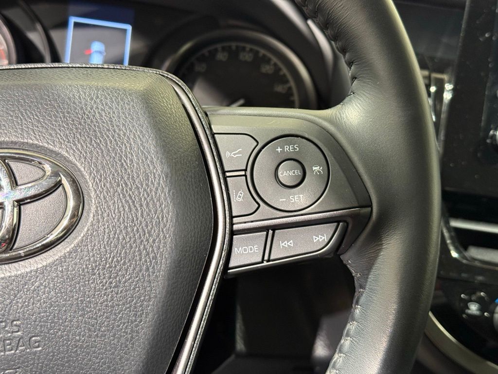 Thumbnail: 2023 Toyota Camry - 22