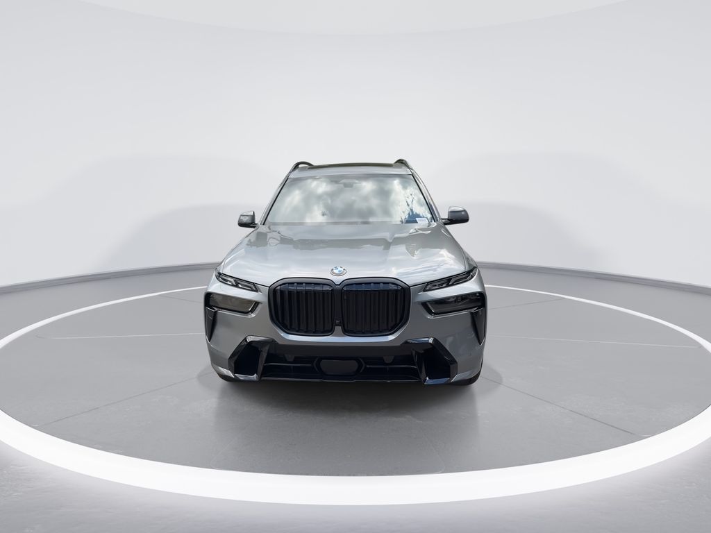 Thumbnail: 2026 BMW X7 - 3