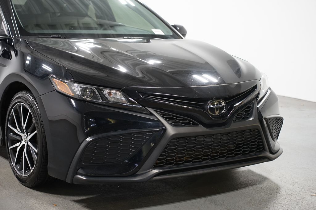 Thumbnail: 2023 Toyota Camry - 4