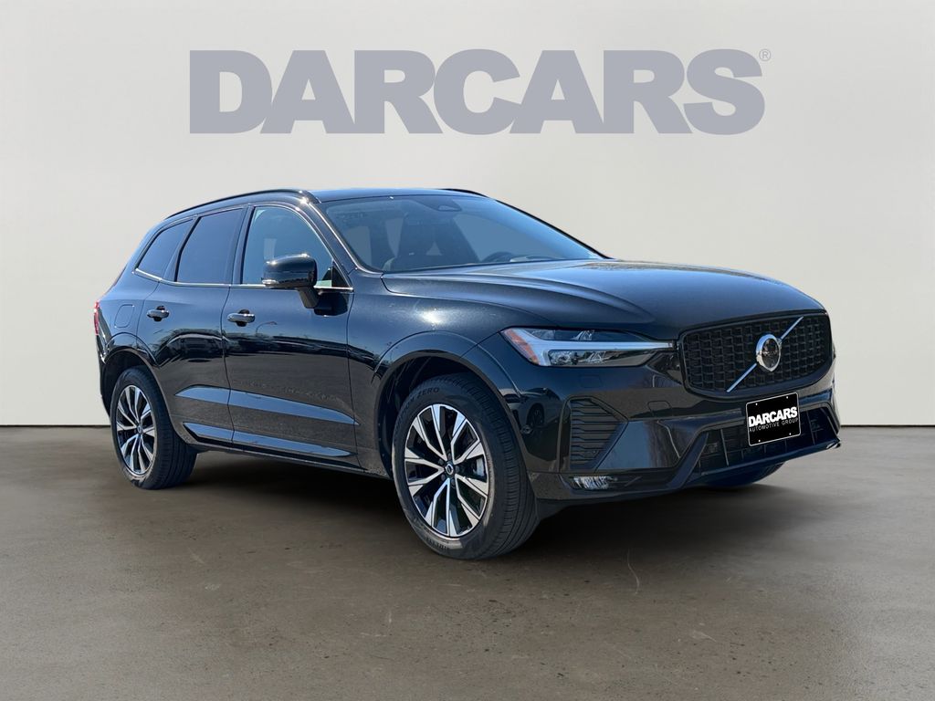 2024 Volvo XC60 B5 Plus Dark Theme AWD