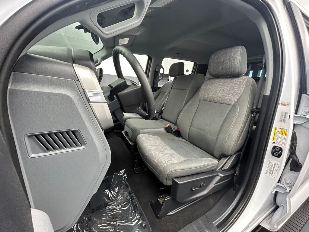Used 2024 Oxford White Ford XLT image 46