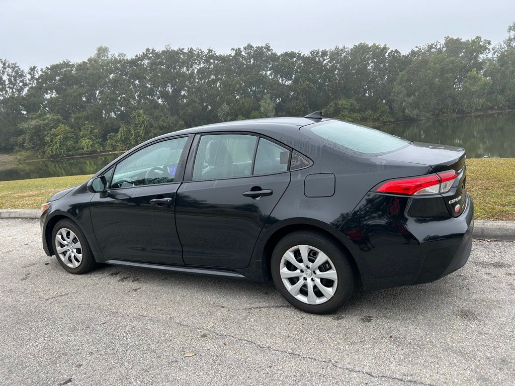 Thumbnail: 2023 Toyota Corolla - 3