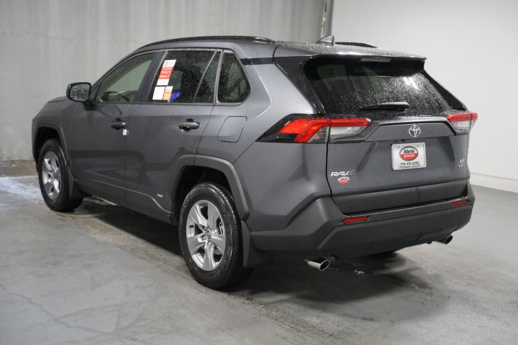 2025 Toyota RAV4 LE 6