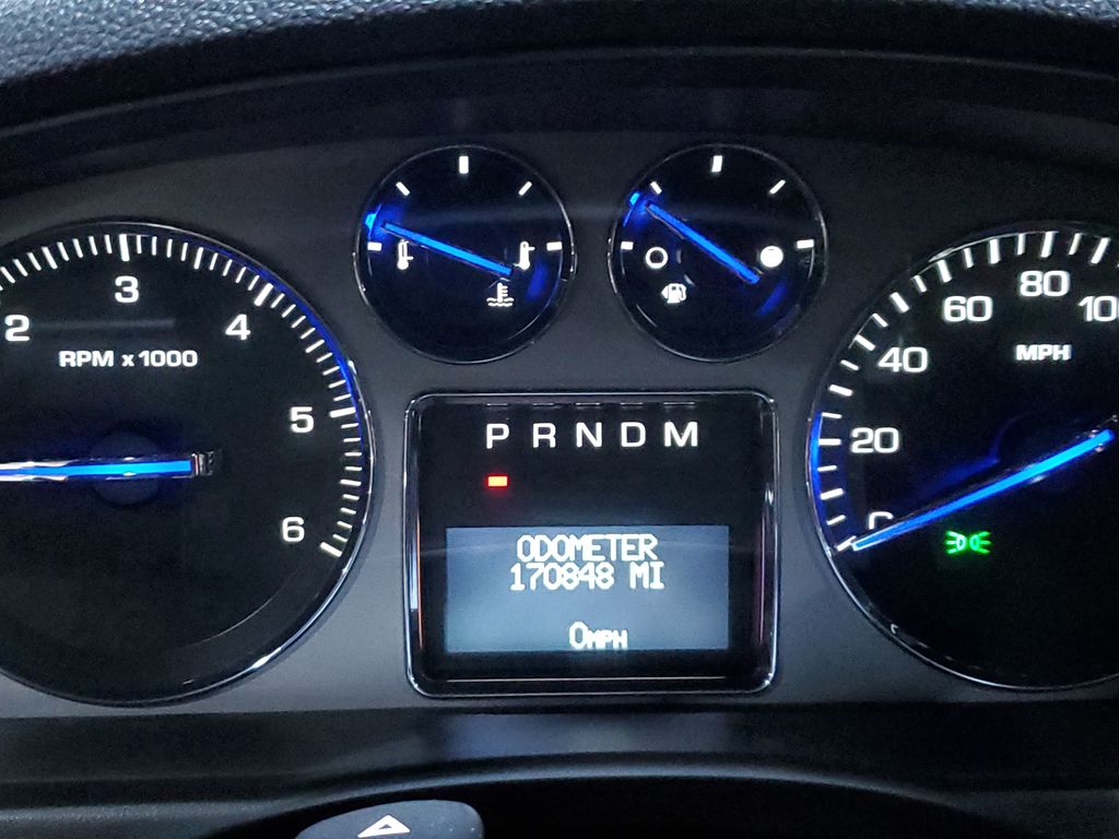 2008 Cadillac Escalade photo