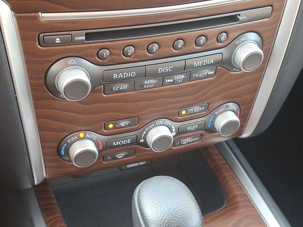 Thumbnail: 2020 Nissan Pathfinder - 18