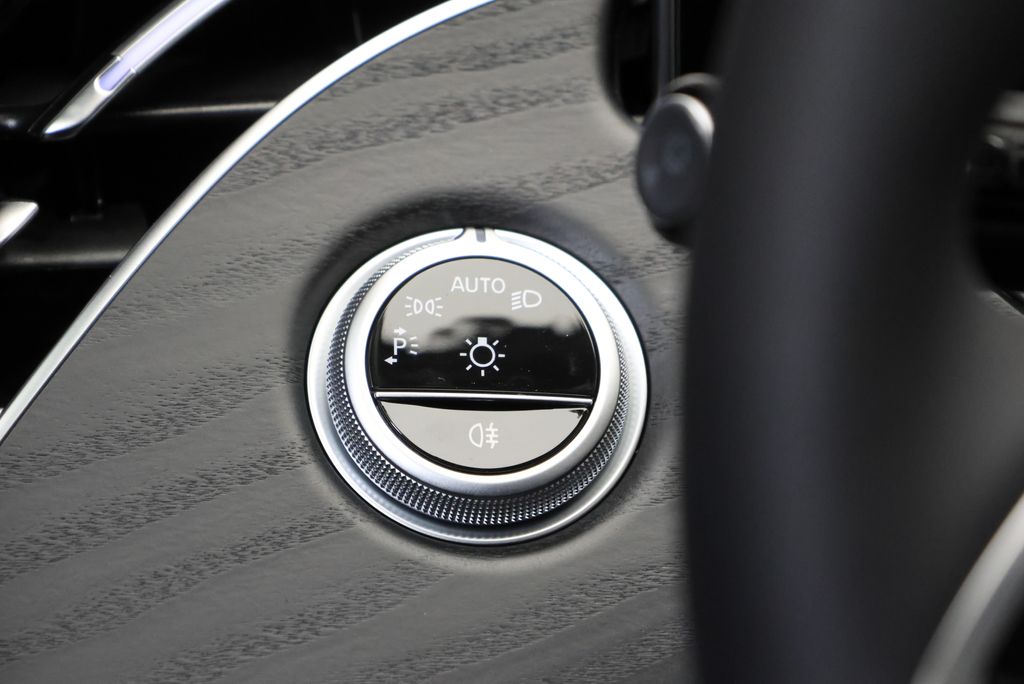 Thumbnail: 2027 Mercedes-Benz E-Class - 19