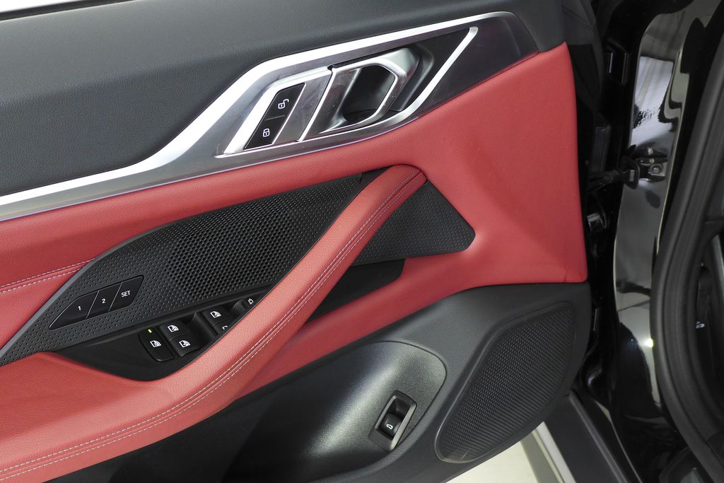 Thumbnail: 2023 BMW i4 - 12