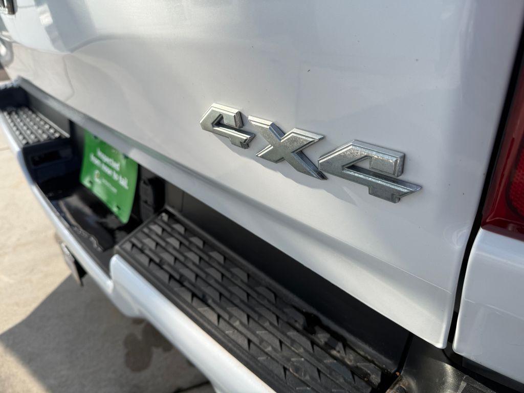 Certified Used 2021 Off-white Ram Laramie image 20