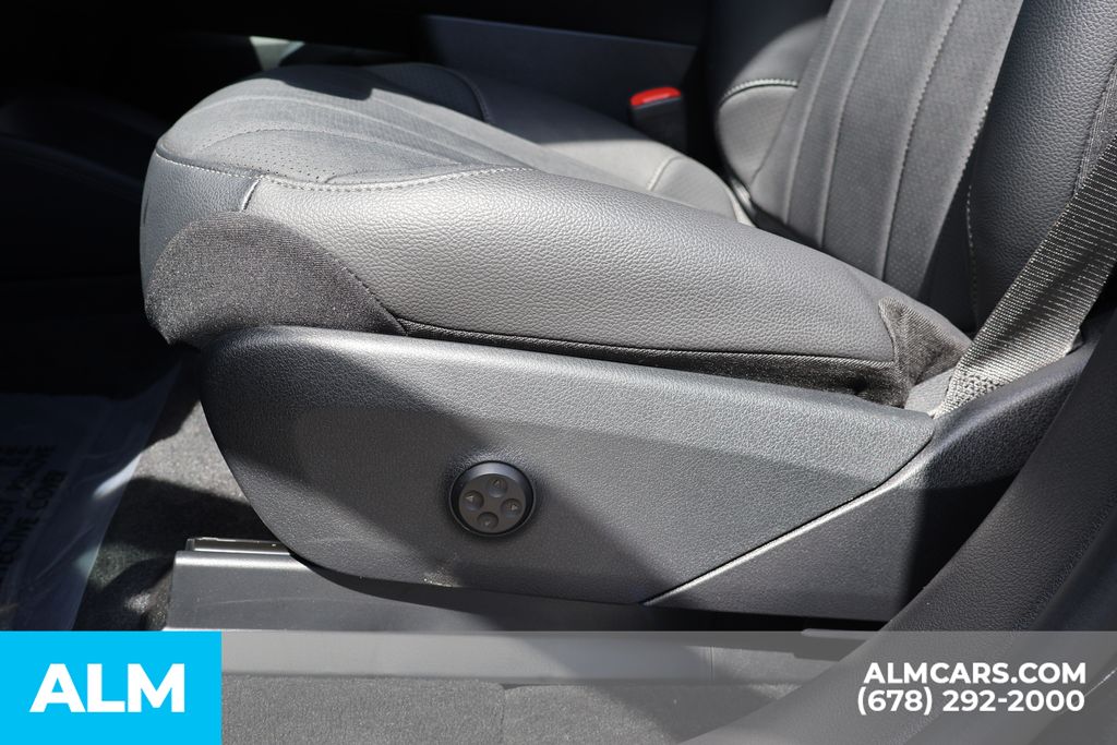 Used 2024 Black Mercedes-Benz 350+ SUV image 14
