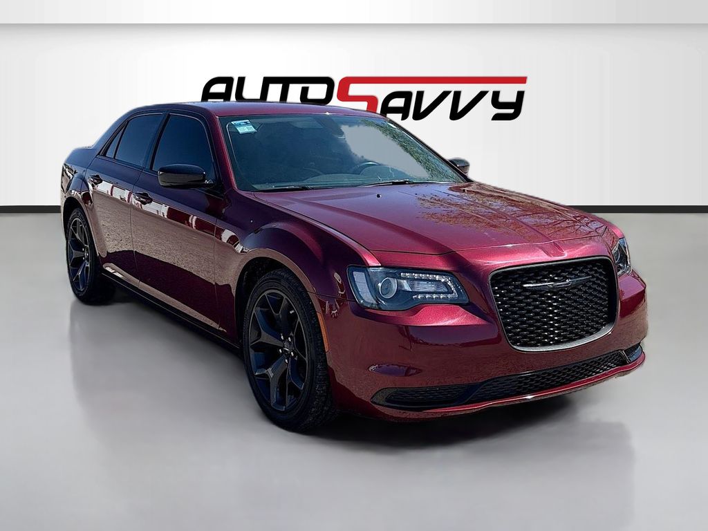 2020 Chrysler 300 Touring