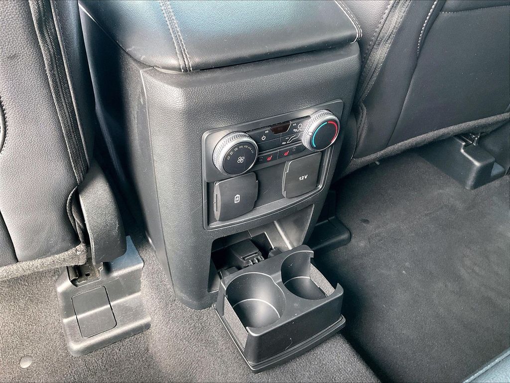 2023 Ford Explorer — photo 26