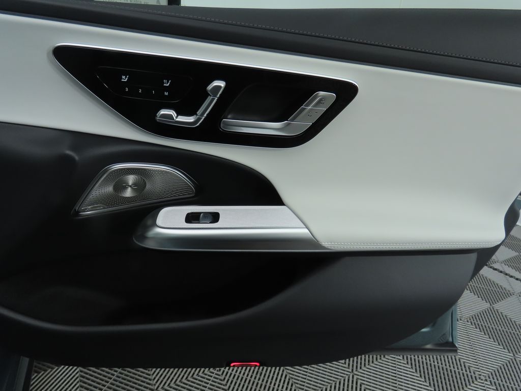 Thumbnail: 2026 Mercedes-Benz E-Class - 27