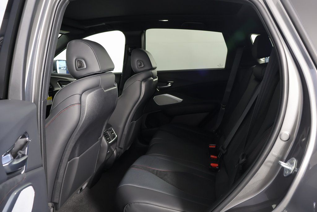 Thumbnail: 2025 Acura RDX - 6