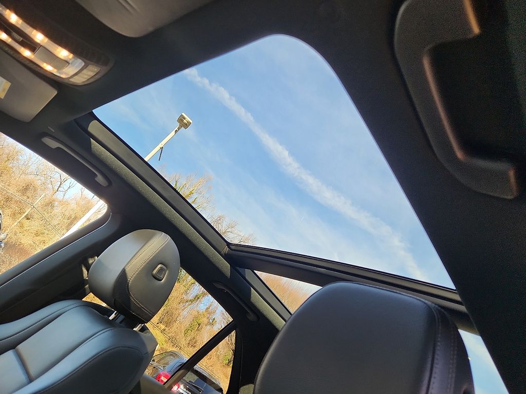 Thumbnail: 2020 Mercedes-Benz GLE - 14