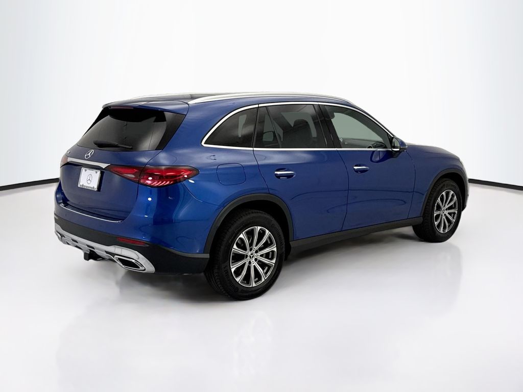 Thumbnail: 2026 Mercedes-Benz GLC - 5