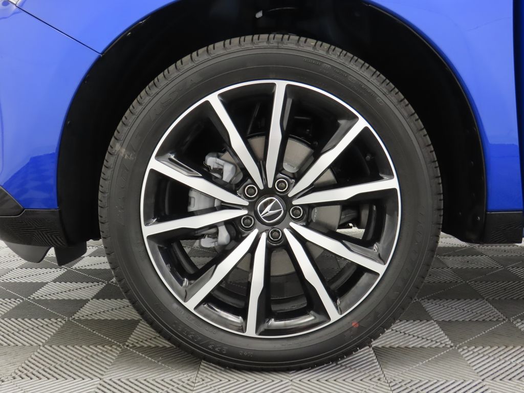 Thumbnail: 2025 Acura RDX - 31