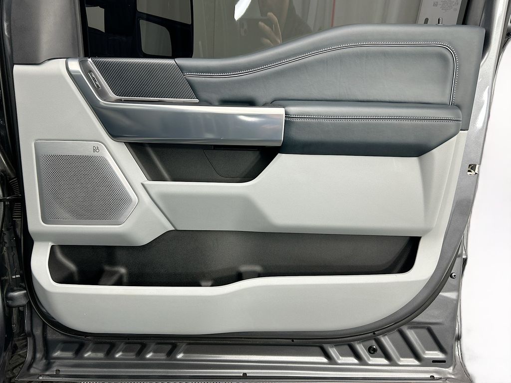 Thumbnail: 2024 Ford Econoline - 24