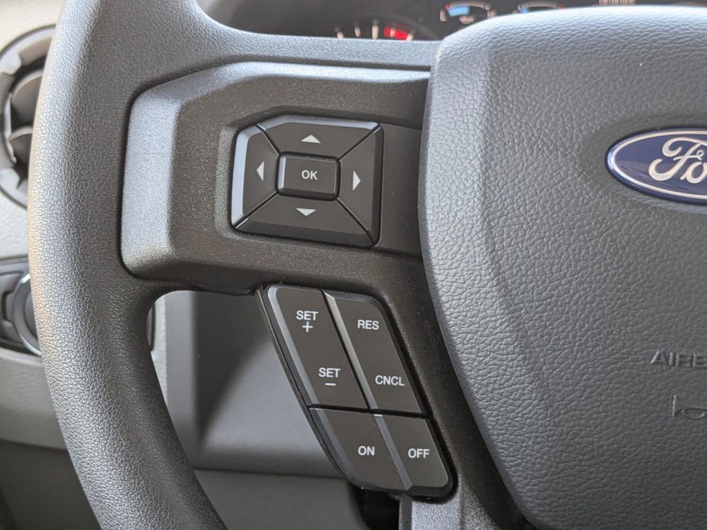 2026 Ford E-350 Cutaway 