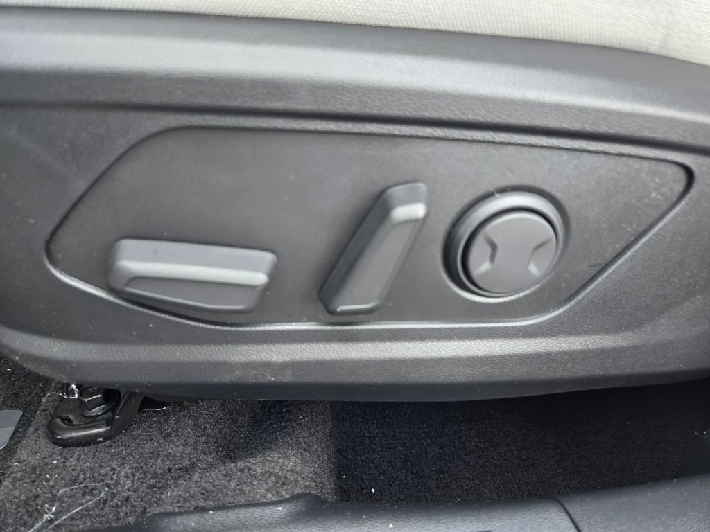 2025 Hyundai Tucson SEL 18