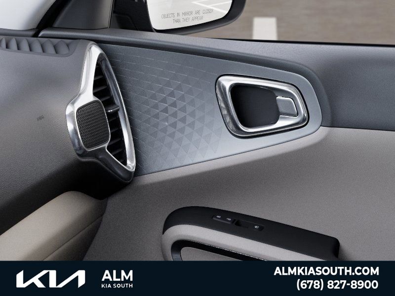 2025 Kia Soul LX photo 21