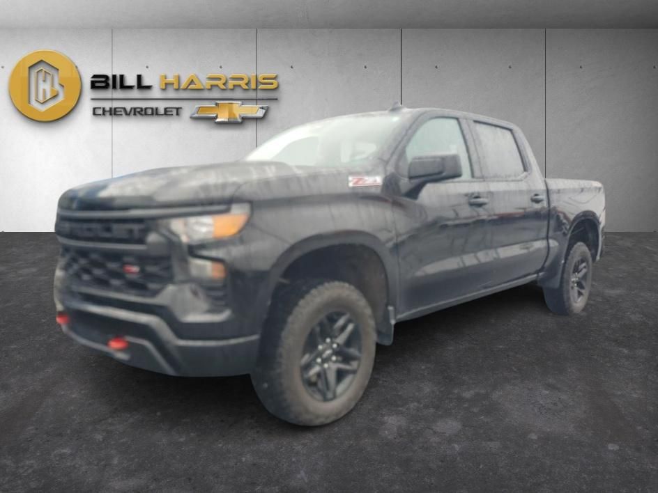 2023 Chevrolet Silverado 1500 Custom Trail Boss Crew Cab 4WD