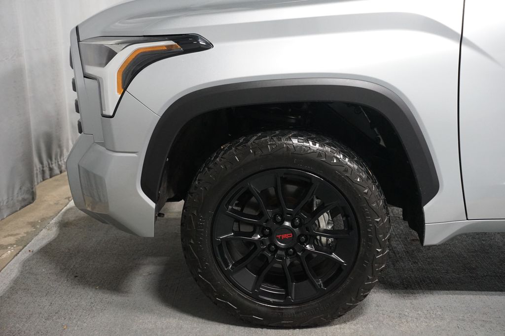 Thumbnail: 2022 Toyota Tundra - 5