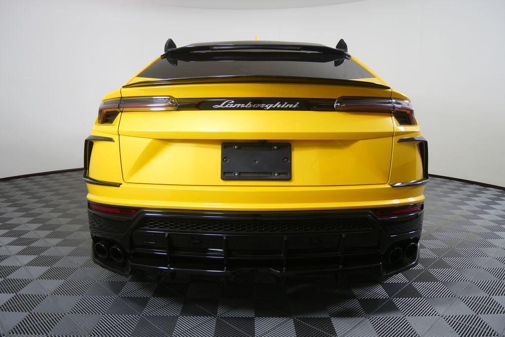 Thumbnail: 2022 Lamborghini Urus - 5