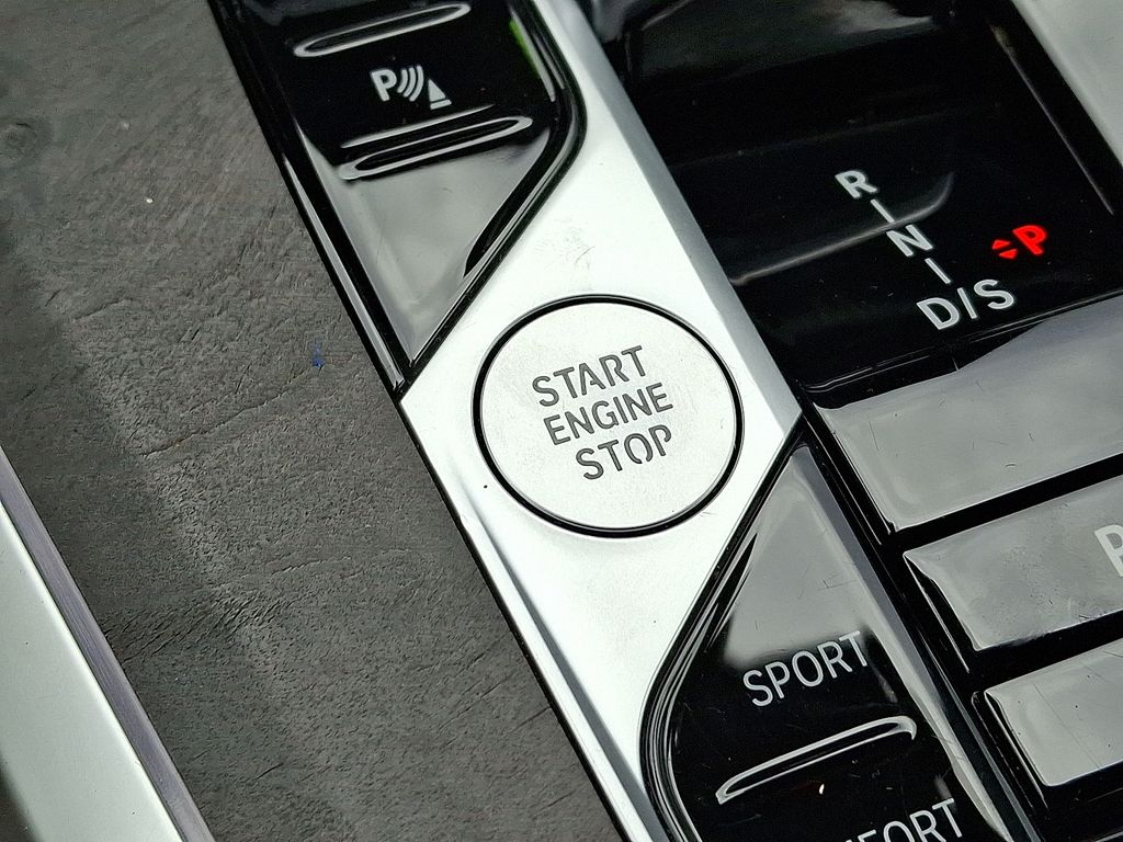 Thumbnail: 2024 BMW X5 - 24