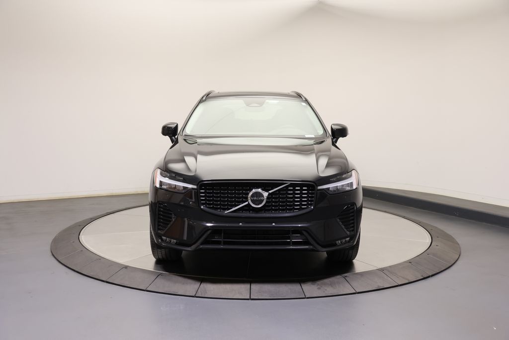 Thumbnail: 2023 Volvo XC60 - 8