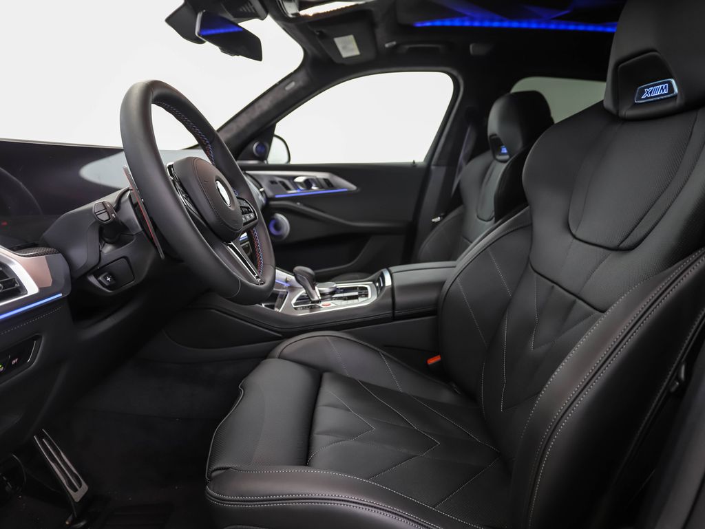 Thumbnail: 2026 BMW XM - 11