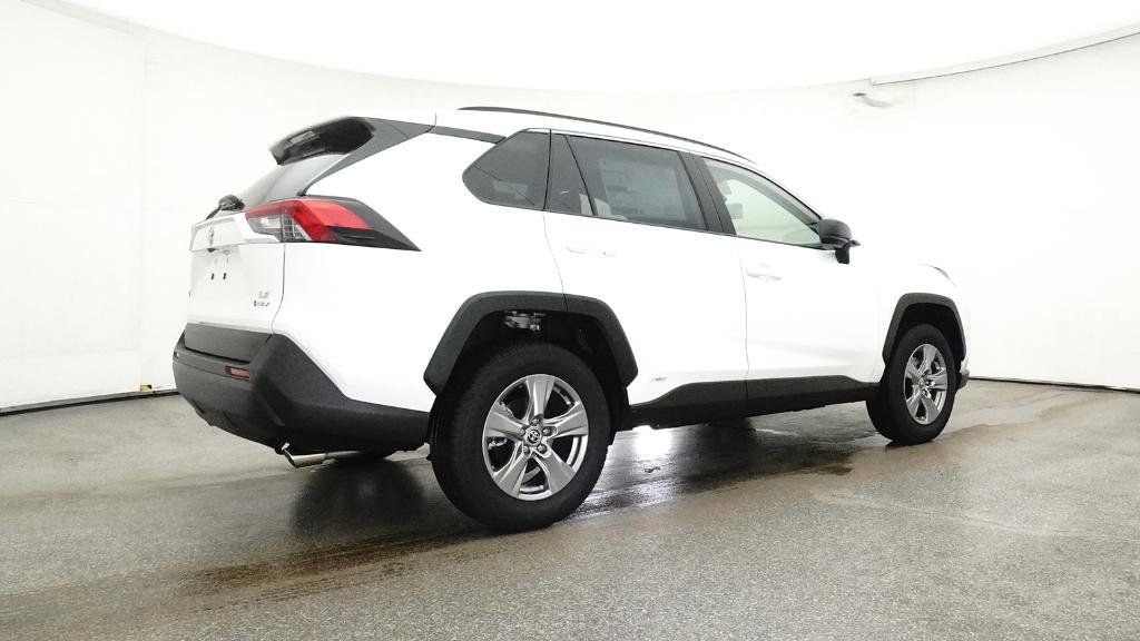 Thumbnail: 2025 Toyota RAV4 - 31