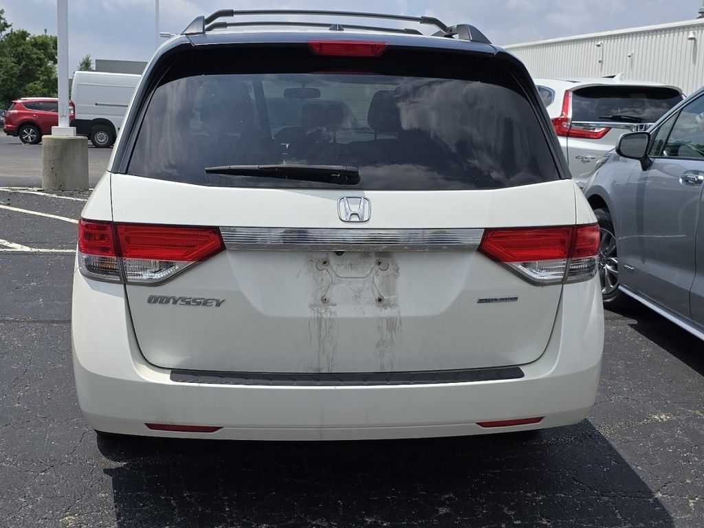 Used 2016  Honda SE image 5