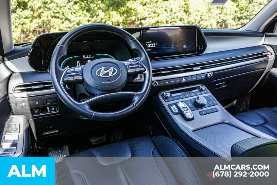 Used 2025 Red Hyundai SEL image 28
