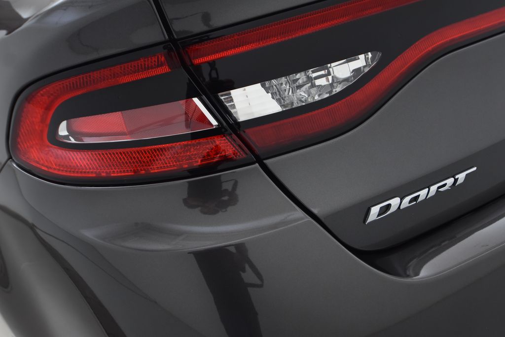2015 Dodge Dart SXT photo