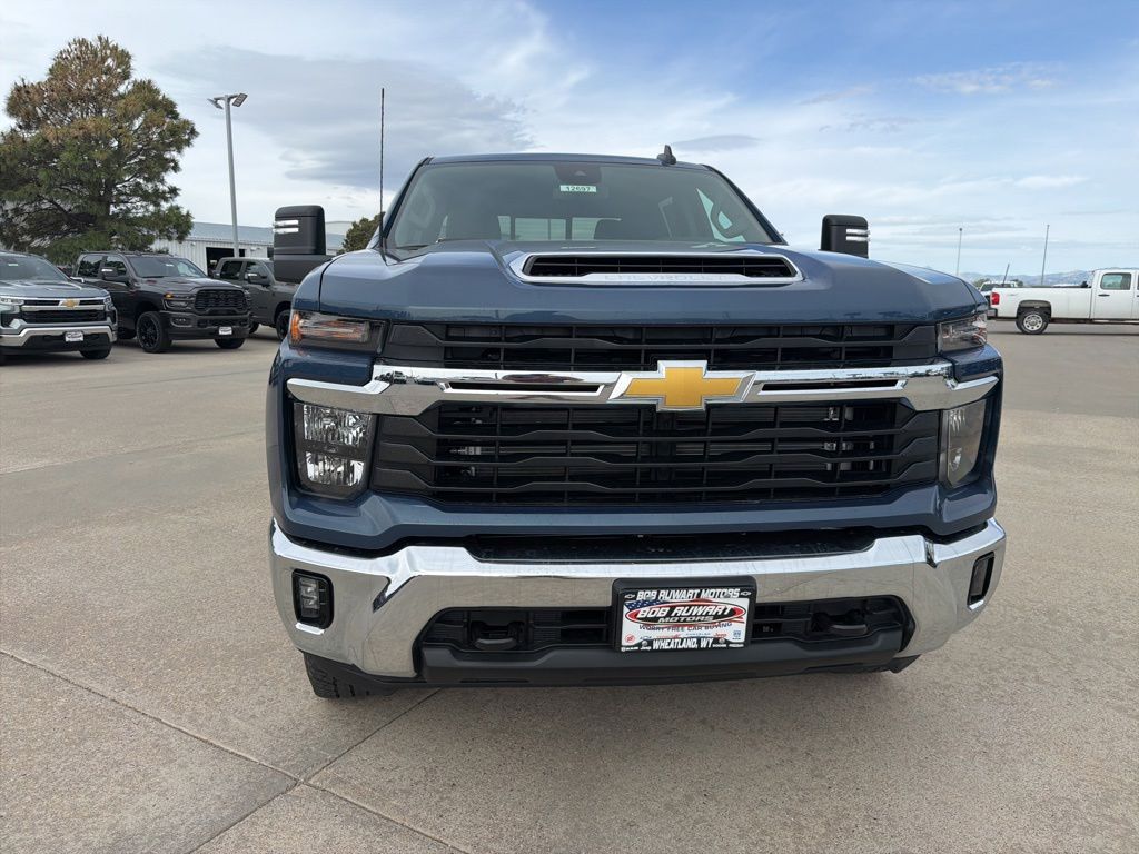 ChevroletSilverado 3500HD8