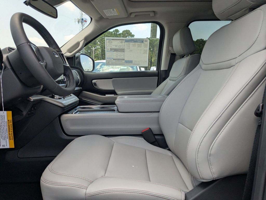 2025 Ford Expedition Active MAX