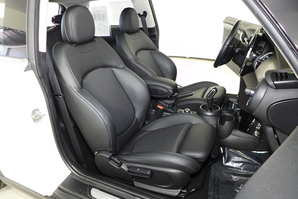 Thumbnail: 2023 MINI Cooper - 20