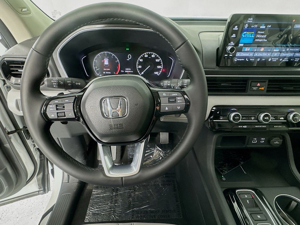 New Car 2025 Honda Pilot  Touring For Sale Under $60,000 In Austin, Texas