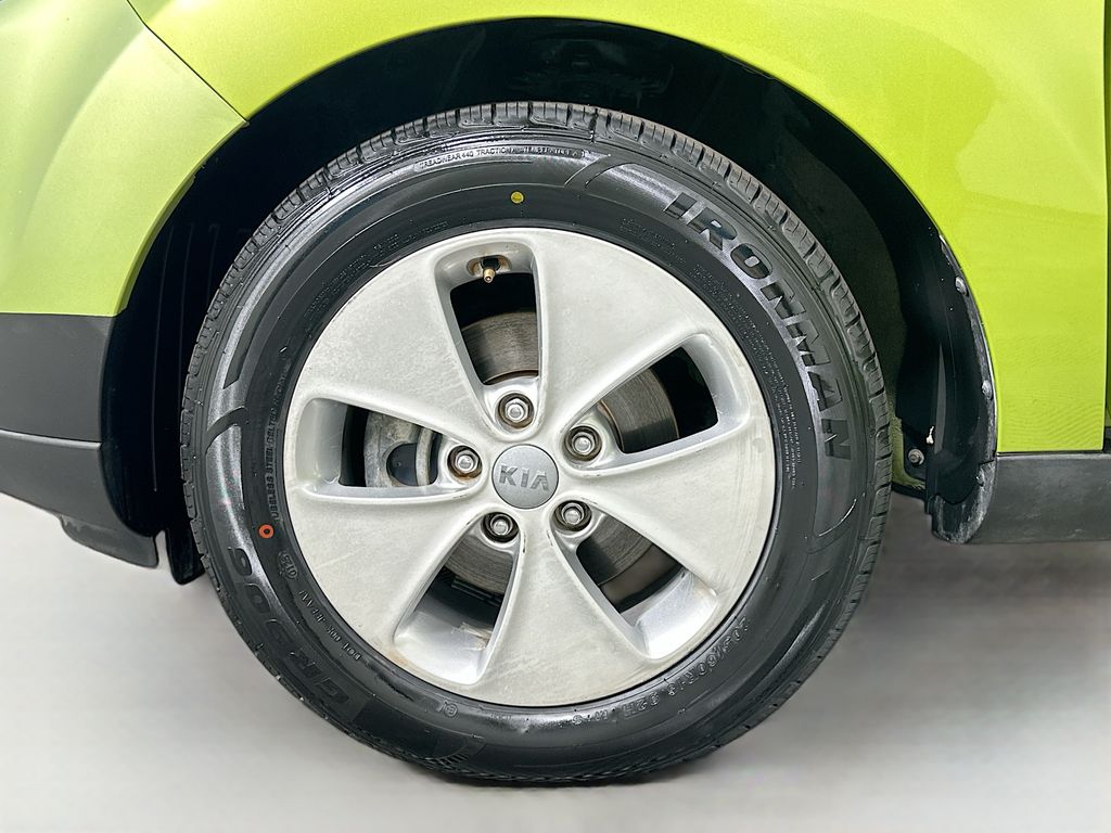 2015 Kia Soul Base 28