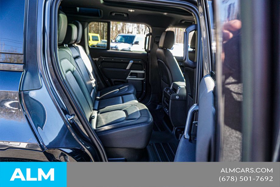 Used 2023 Gray Land Rover X-Dynamic SE image 22