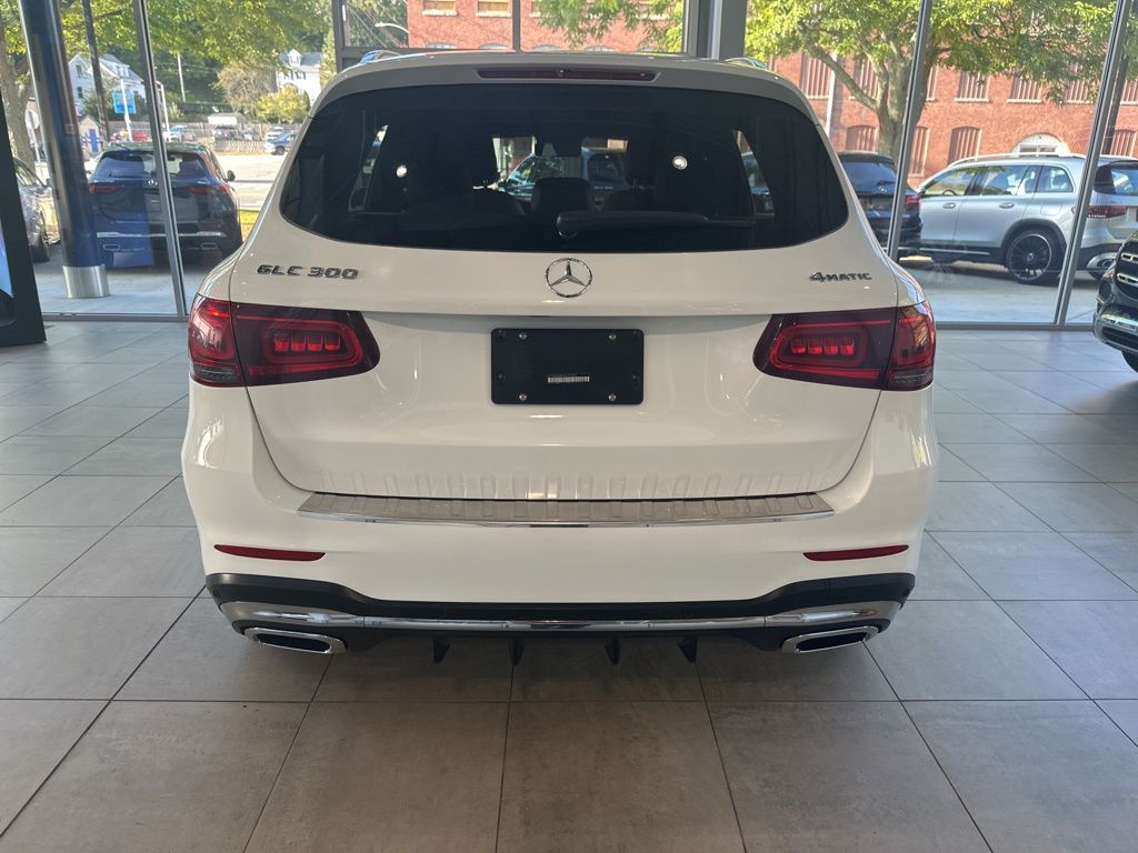 2021 Mercedes-Benz GLC GLC 300 6