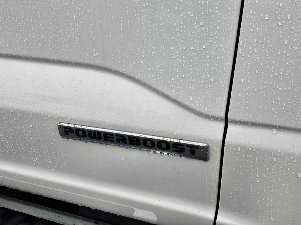 New 2025 White Ford Lariat image 12