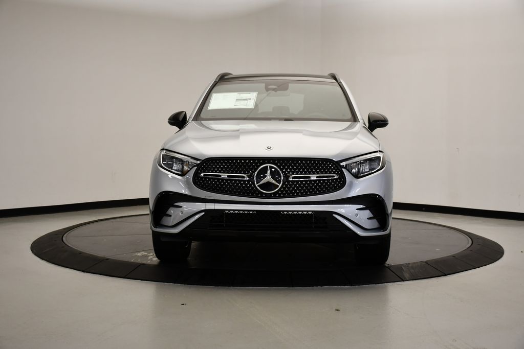 Thumbnail: 2026 Mercedes-Benz GLC - 8