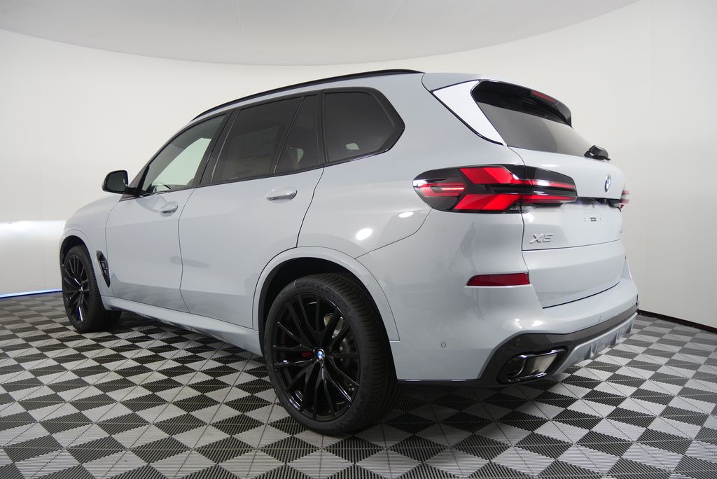Thumbnail: 2026 BMW X5 - 5
