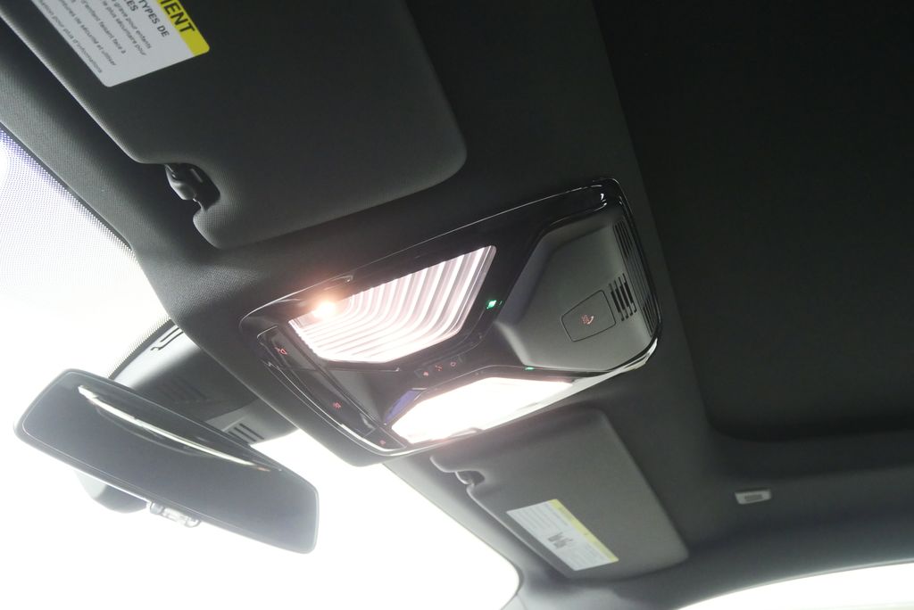 Thumbnail: 2026 BMW 2 Series - 16