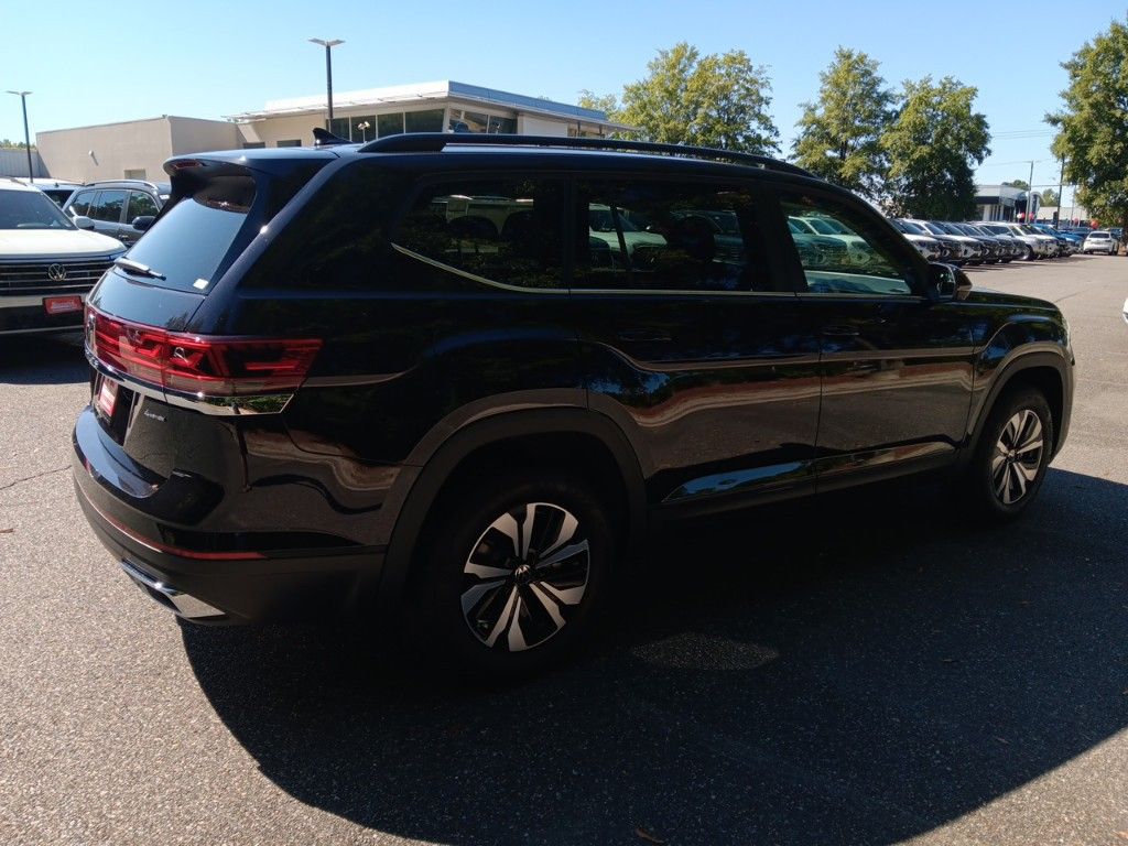 2024 Volkswagen Atlas 2.0T SE 5