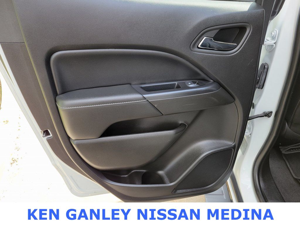 2020 GMC Canyon SLE1 photo