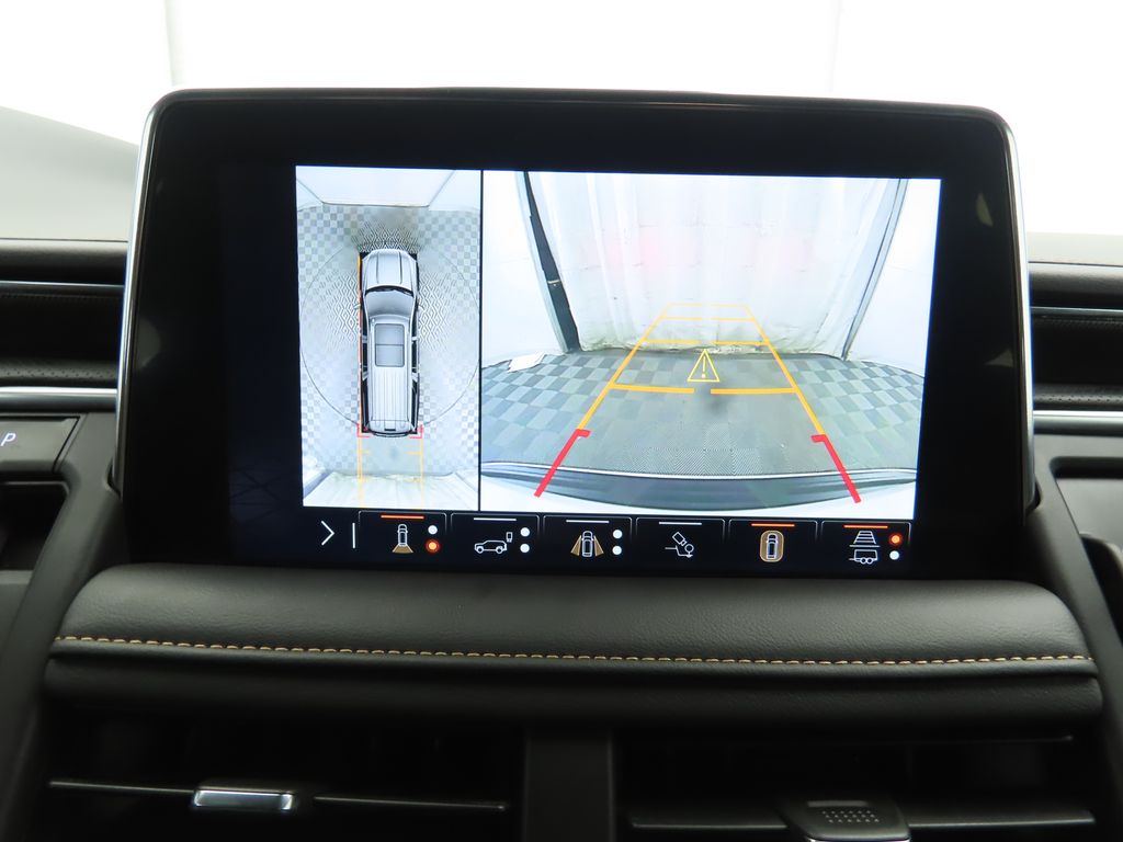 Thumbnail: 2023 GMC Yukon XL - 16