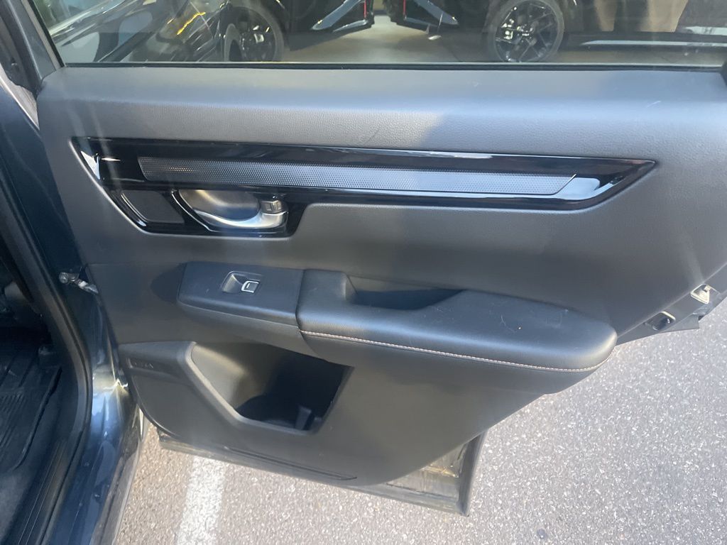 2023 Honda CR-V Hybrid Sport Touring photo 21